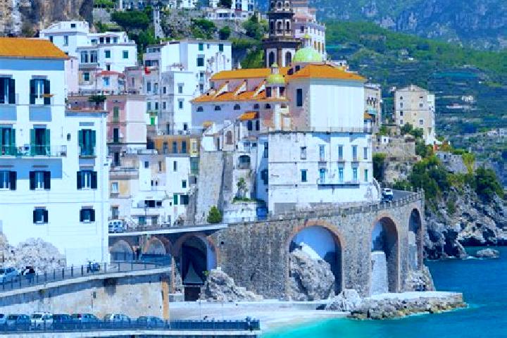 Nova, 28 — Escort in Mandas, Italy