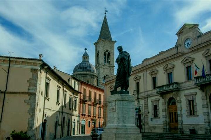 Nova, 28 — Escort in Pizzoli, Italy
