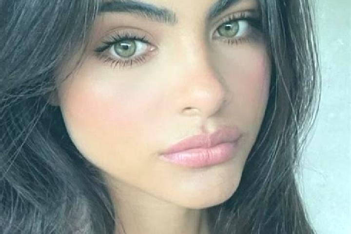 Nova, 29, a red green-eyed indian companion based in Hachinohe. Offering Overnight, Travel Companion, OWO, Couples. Available for incall and outcall, day and...