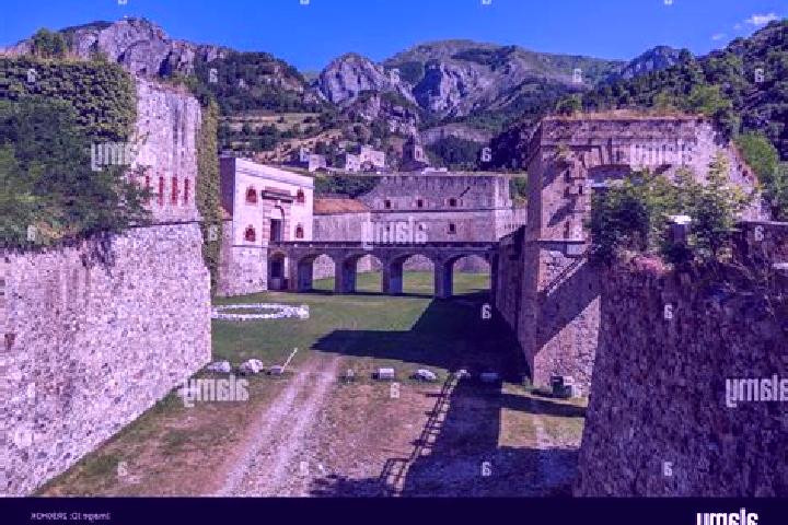 Nova, 29 — Escort in Vinadio, Italy