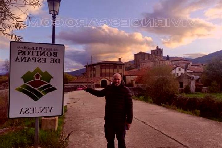 Nova, 30 — Escort in Vinuesa, Spain