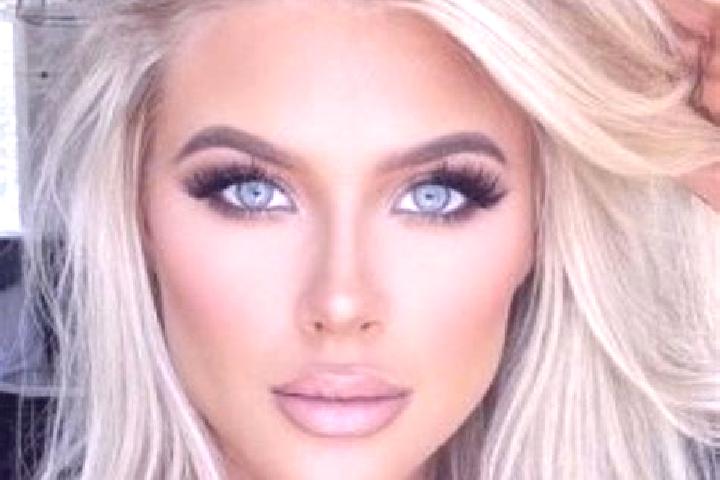 Nova, 31, a platinum blonde grey-eyed european companion based in El Guacamayo. Offering Roleplay, Duos, Dinner Date, BDSM. Available for incall and outcall,...