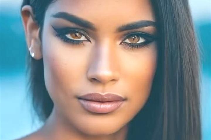 Nova, 31, a red amber-eyed latina companion based in Partabpur. Offering OWO, Couples, Deep French Kissing. Available for incall and outcall, overnight booki...