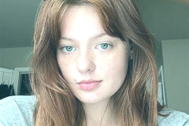 Nova, 32, a auburn blue-eyed mediterranean companion based in Monteagudo de las Salinas. Offering BDSM, Dinner Date, Deep French Kissing, Striptease, Tantra....