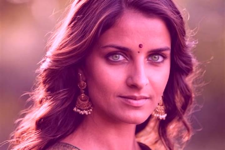 Nova, 32, a brunette green-eyed indian companion based in Lyeskawka. Offering Tantra, Girlfriend Experience, 69. Available for incall and outcall, day and ev...