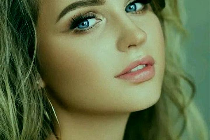 Nova, 32, a dark blonde blue-eyed caribbean companion based in Southborough. Offering Party Girl, Girlfriend Experience, A-Level, Travel Companion, Overnight...