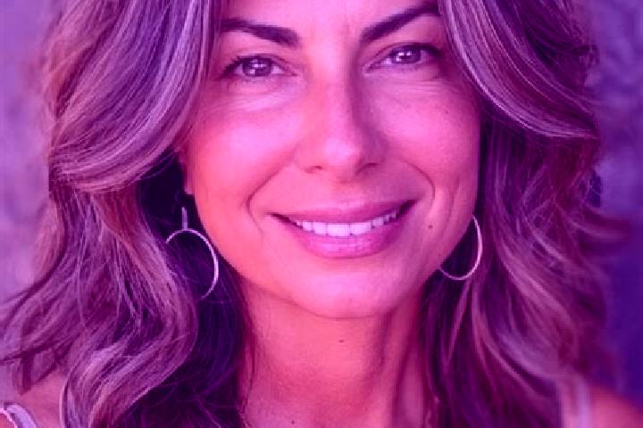 Nova, 34, a brunette grey-eyed caribbean companion based in Angiens. Offering Prostate Massage, Deep French Kissing, Duos. Available for incall and outcall, ...