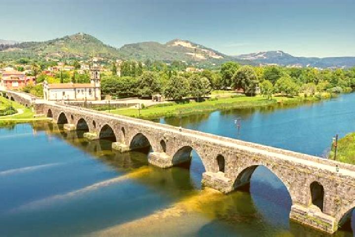 Nova, 34 — Escort in Ponte de Lima, Portugal