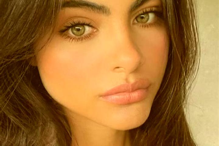 Nova, 36, a auburn blue-eyed indian companion based in Indiapora. Offering BDSM, Tantra, Prostate Massage, Duos. Available for incall and outcall, overnight ...