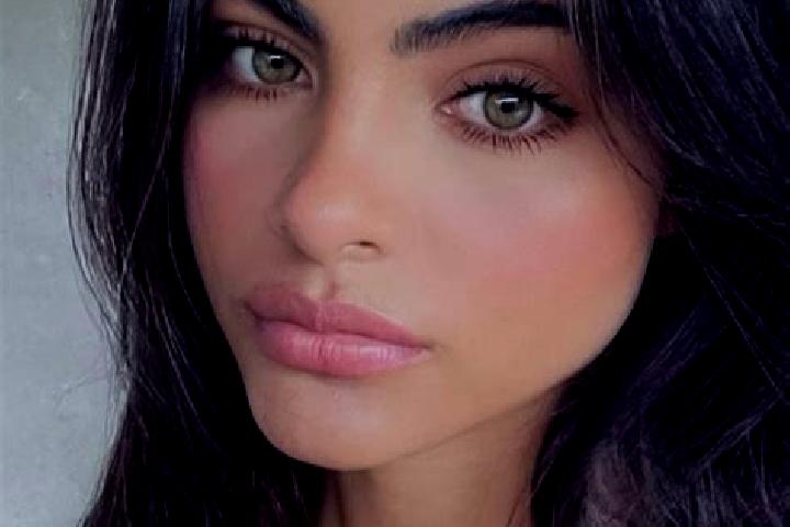 Nova, 36, a brunette dark-eyed mixed companion based in Johnshaven. Offering GFE, CIM, Deep French Kissing, Prostate Massage, Party Girl. Available for incal...