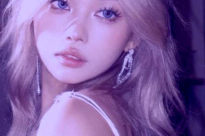 Nova, 37, a blonde grey-eyed asian companion based in Kandayakan Satu. Offering A-Level, 69, Roleplay, GFE. Available for incall and outcall, overnight booki...