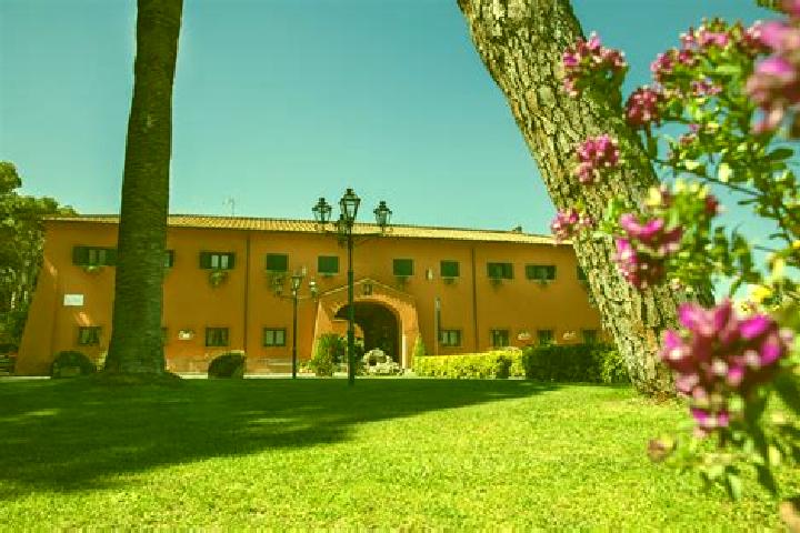 Nova, 37 — Escort in Bivio di Capanelle, Italy
