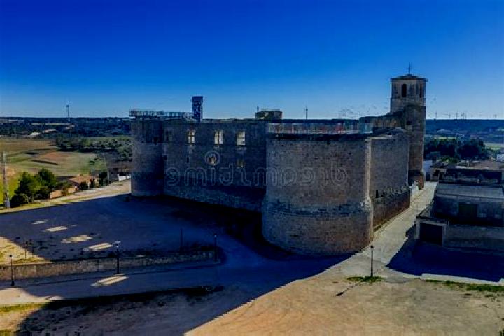 Nova, 37 — Escort in Castillo de Garcimunoz, Spain