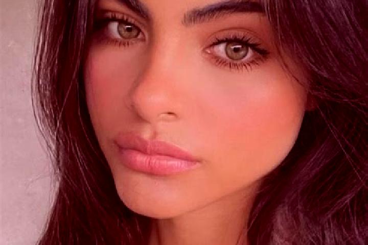 Nova, 38, a chestnut hazel-eyed indian companion based in Ngarangiakambera. Offering Prostate Massage, Girlfriend Experience, Overnight, Domination. Availabl...