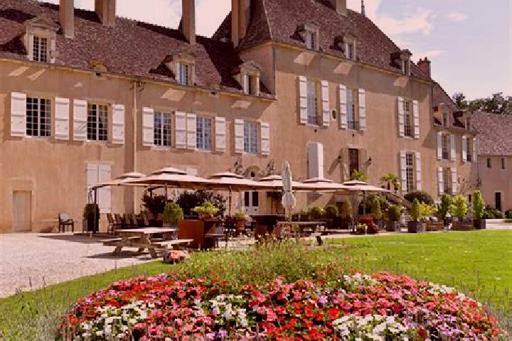 Nova, 38 — Escort in Chablis, France