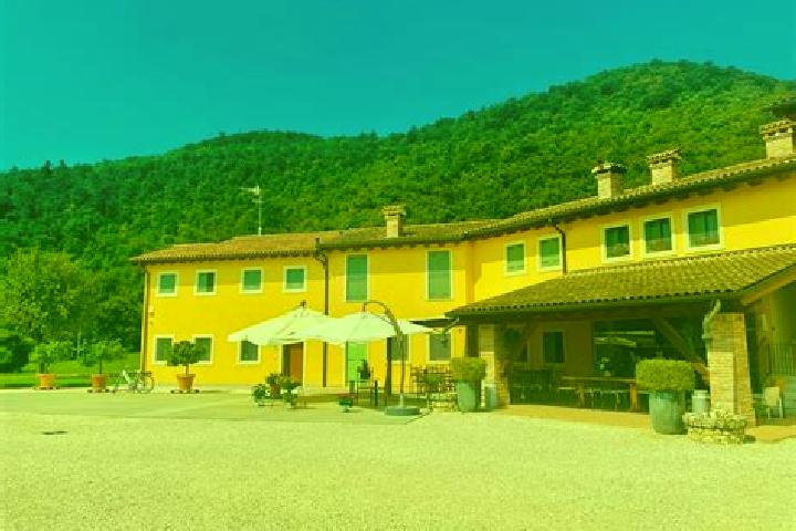 Nova, 38 — Escort in Occhieppo Inferiore, Italy