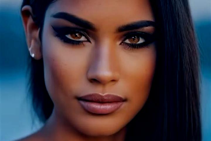 Nova, 39, a auburn amber-eyed latina companion based in Kolodenka. Offering Duos, 69, Striptease, OWO, Prostate Massage. Available for incall and outcall, ov...