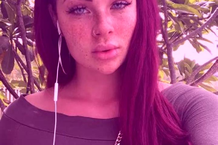Nova, 39, a red grey-eyed mediterranean companion based in Muschberg en Geestenberg. Offering Roleplay, Domination, Erotic Massage, Couples. Available for in...