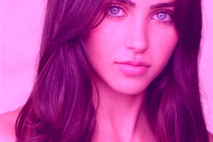 Olivia, 20, a blonde brown-eyed latina companion based in Itea. Offering Duos, OWO, A-Level. Available for incall and outcall, day and evening dates.