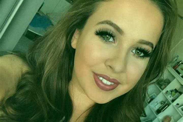 Olivia, 20, a dark blonde dark-eyed caribbean companion based in Strajane. Offering GFE, Party Girl, Massage, Tantra. Available for incall and outcall, overn...