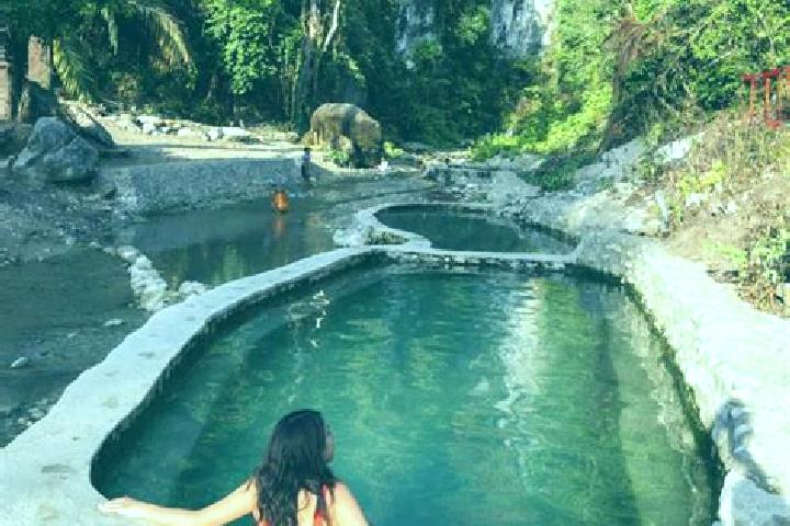 Olivia, 20 — Escort in Mainit, Philippines