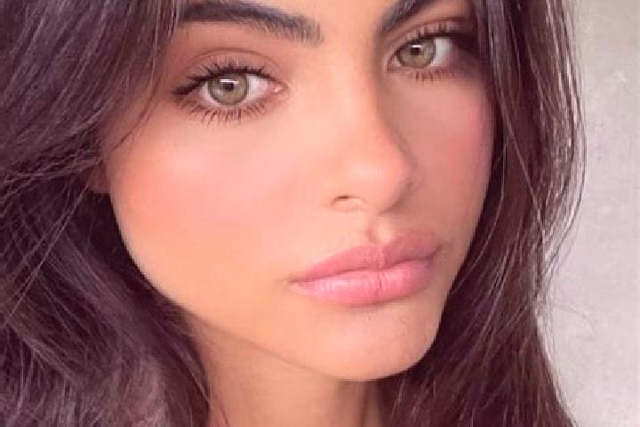Olivia, 21, a brunette dark-eyed middle eastern companion based in Villa Gregorio Garcia. Offering Erotic Massage, Travel Companion, Massage, GFE. Available ...