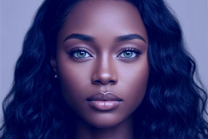 Olivia, 22, a red green-eyed ebony companion based in Bad Aussee. Offering Erotic Massage, Prostate Massage, Dinner Date, Striptease. Available for incall an...