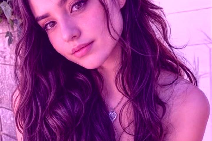 Olivia, 23, a dark blonde hazel-eyed latina companion based in Srebreno. Offering GFE, Party Girl, Deep French Kissing. Available for incall and outcall, ove...