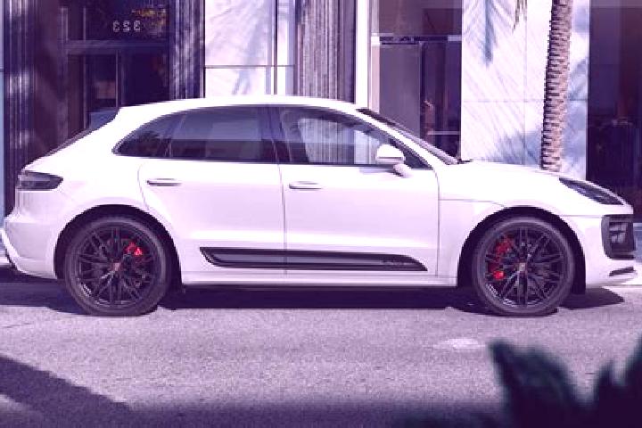 Olivia, 23 — Escort in Mazan, France