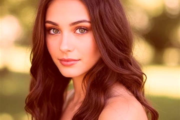 Olivia, 24, a dark blonde hazel-eyed european companion based in Nowogrodziec. Offering Travel Companion, OWO, Party Girl, Dinner Date. Available for incall ...