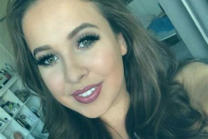 Olivia, 24, a red dark-eyed caribbean companion based in Market Bosworth. Offering Dinner Date, A-Level, GFE, 69. Available for incall and outcall, overnight...