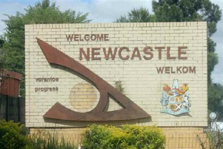 Olivia, 24 — Escort in Newcastle, South Africa