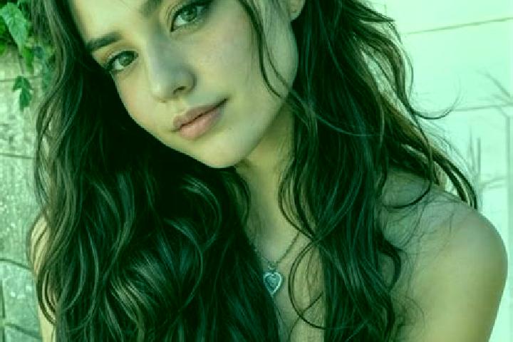 Olivia, 25, a auburn hazel-eyed slavic companion based in Ummern. Offering A-Level, Deep French Kissing, Party Girl. Available for incall and outcall, overni...