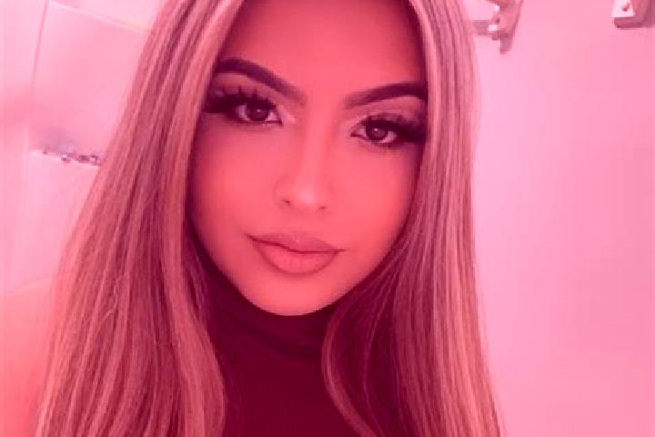 Olivia, 25, a blonde amber-eyed latina companion based in Montret. Offering Tantra, Massage, Girlfriend Experience, Dinner Date, A-Level. Available for incal...