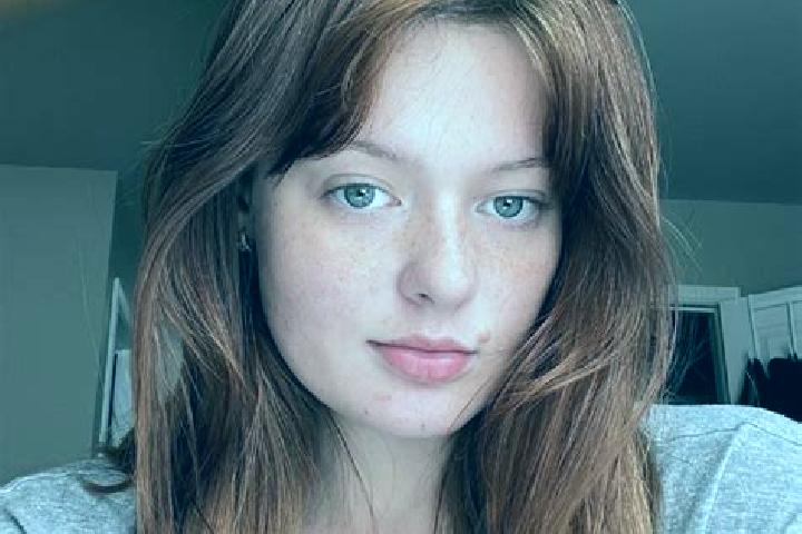 Olivia, 25, a chestnut grey-eyed indian companion based in Owhiro Bay. Offering OWO, BDSM, Girlfriend Experience, Striptease. Available for incall and outcal...