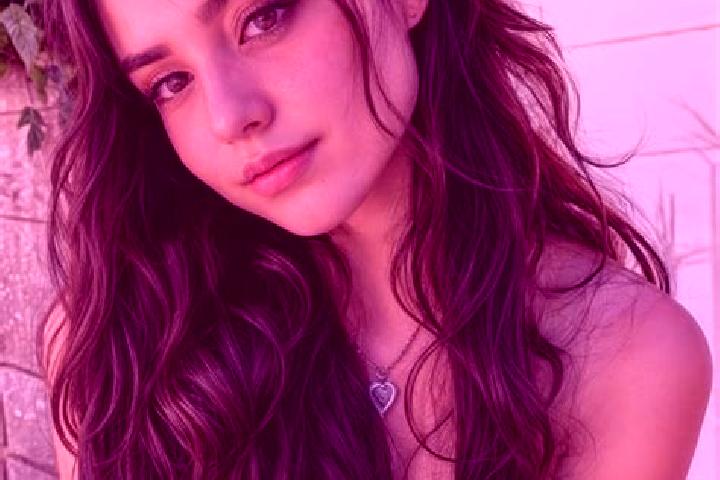 Olivia, 25, a chestnut hazel-eyed middle eastern companion based in Koto. Offering A-Level, Party Girl, Duos, Tantra, Girlfriend Experience. Available for in...