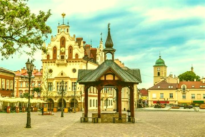 Olivia, 25 — Escort in Brzeziny, Poland