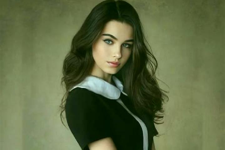 Olivia, 26, a brunette dark-eyed slavic companion based in Macusani. Offering Tantra, Roleplay, Striptease. Available for incall and outcall, day and evening...