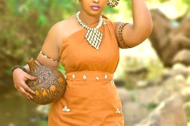 Olivia, 26 — Escort in Kikuyu, Kenya