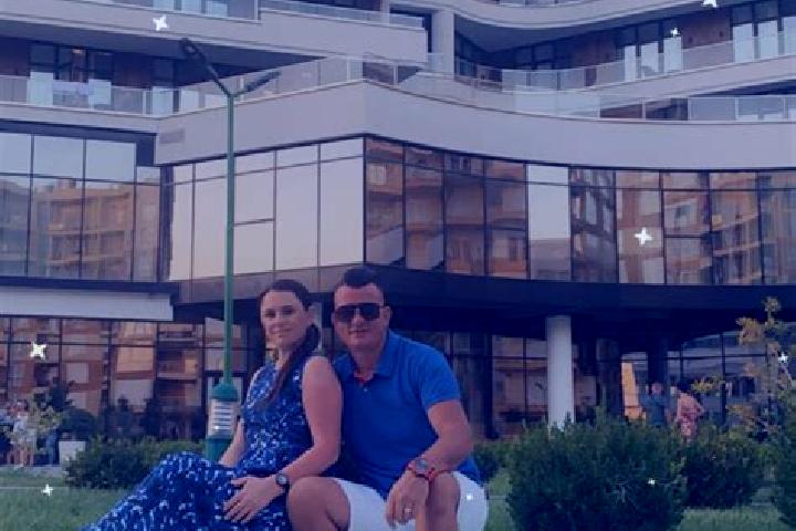 Olivia, 26 — Escort in Perparim, Albania