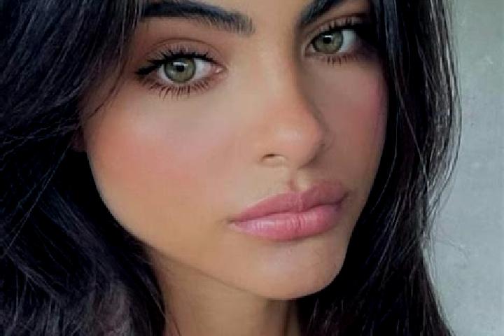 Olivia, 27, a brunette green-eyed caribbean companion based in Chocope. Offering Party Girl, Overnight, CIM. Available for incall and outcall, overnight book...