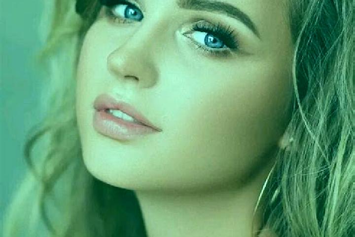 Olivia, 27, a dark blonde blue-eyed european companion based in Lamme. Offering Duos, CIM. Available for incall and outcall, overnight bookings available.