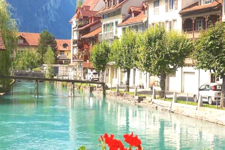 Olivia, 27 — Escort in Birchwil, Switzerland