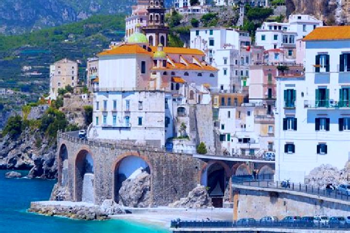 Olivia, 27 — Escort in Bueriis, Italy