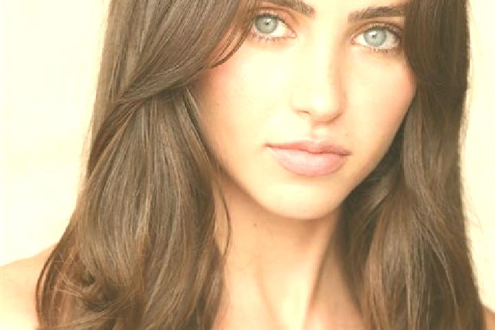 Olivia, 28, a brunette dark-eyed latina companion based in Valiabad. Offering Duos, Massage, Striptease. Available for incall and outcall, day and evening da...
