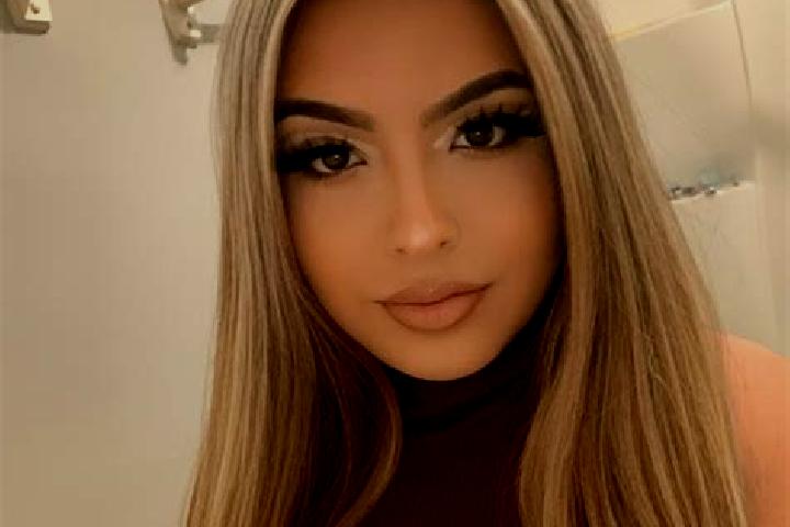 Olivia, 29, a blonde dark-eyed latina companion based in Whitford. Offering Roleplay, A-Level, 69, Girlfriend Experience. Available for incall and outcall, o...