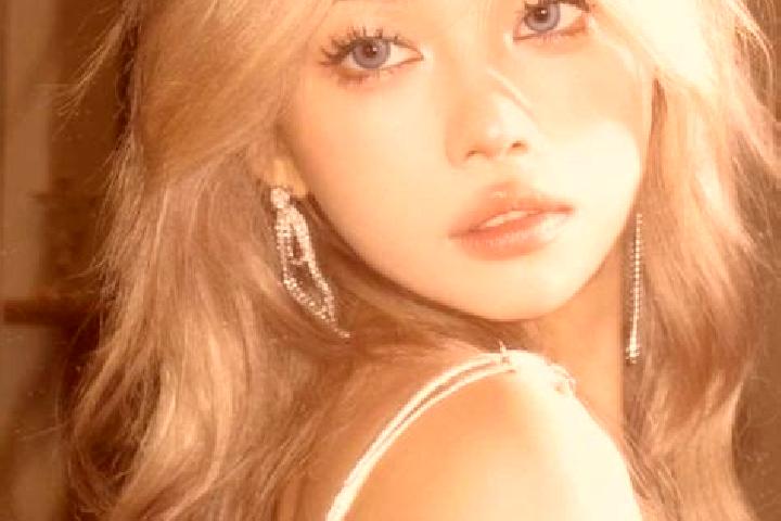 Olivia, 31, a blonde brown-eyed asian companion based in Daouo. Offering Roleplay, OWO. Available for incall and outcall, day and evening dates.