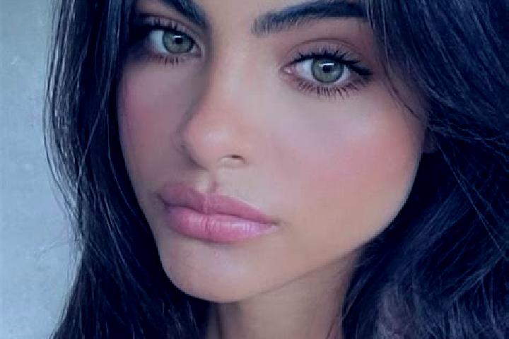Olivia, 32, a brunette brown-eyed indian companion based in Stukovo. Offering Party Girl, Fetish, Striptease, Dinner Date, Domination. Available for incall a...
