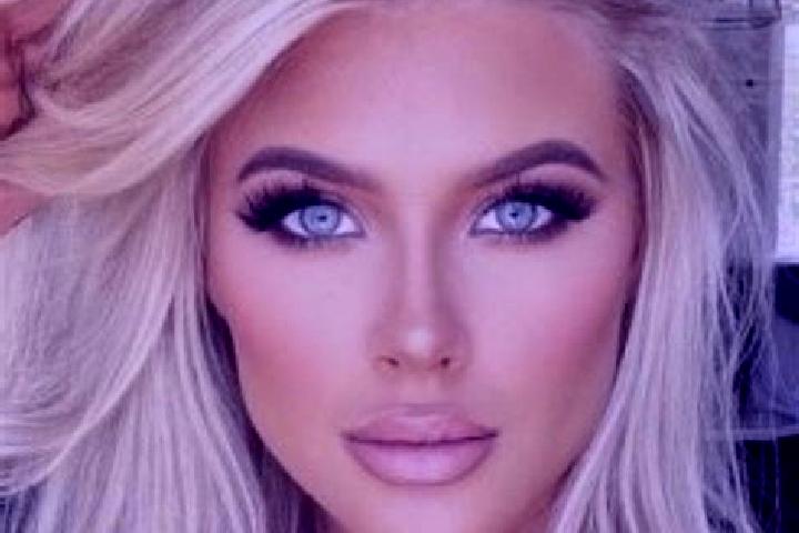 Olivia, 32, a platinum blonde amber-eyed latina companion based in Merone. Offering Couples, A-Level. Available for incall and outcall, day and evening dates.