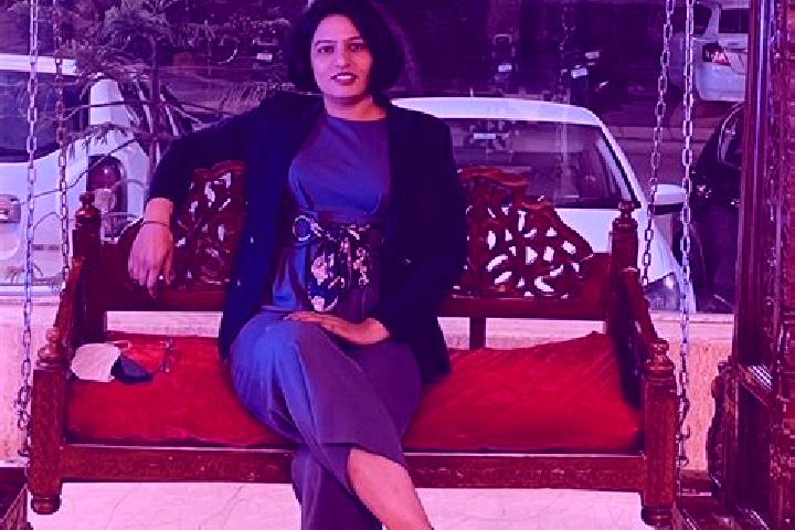 Olivia, 33 — Escort in Jangra, China